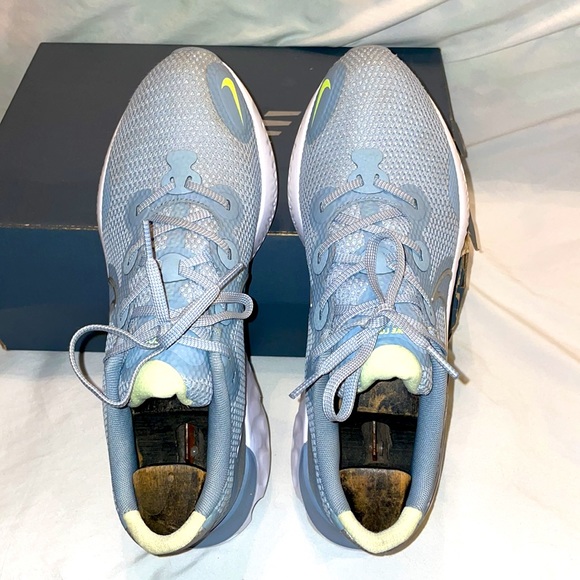 Nike Renew Run High-Cushion Running Shoe - Picture 4 of 7